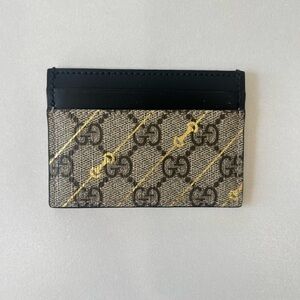 Brand New Gucci Card Holder with Gold Detail